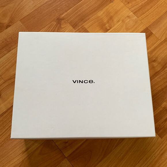 Vince empty‎ shoe box - Picture 1 of 6